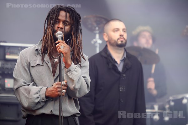 YOUNG FATHERS - 2023-08-27 - SAINT CLOUD - Domaine National - Scene du Bosquet - 